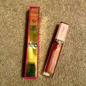 TOO FACED sparkling lip gloss